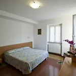 Genovese Al Mare Aparthotel Varazze