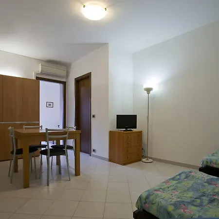 Aparthotel Genovese Al Mare *