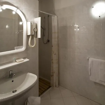 Genovese Al Mare 아파트호텔 바라체