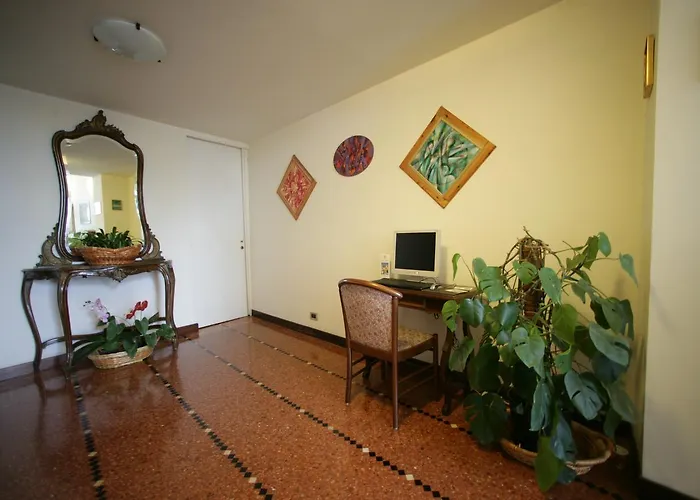 Apartahotel Genovese Al Mare *