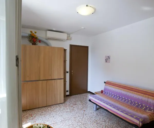 Genovese Al Mare Apartahotel *