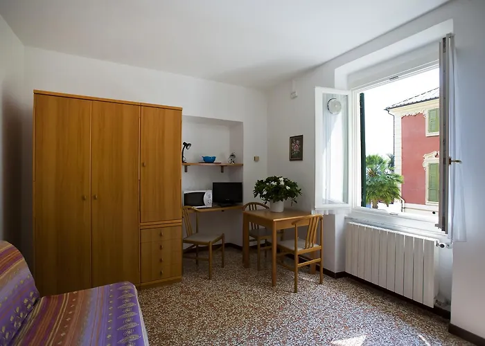 Genovese Al Mare Apartahotel