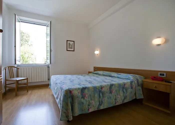 Genovese Al Mare Apartahotel *