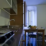 Genovese Al Mare Lägenhetshotell Varazze