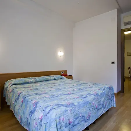 Genovese Al Mare Varazze