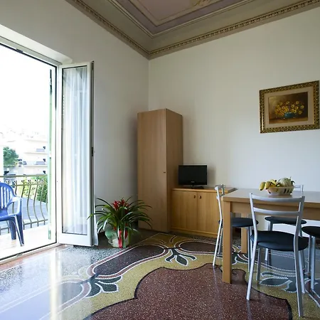 Genovese Al Mare 3*