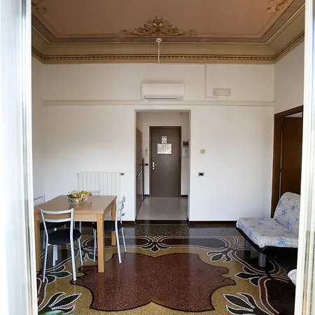 Genovese Al Mare 瓦拉泽